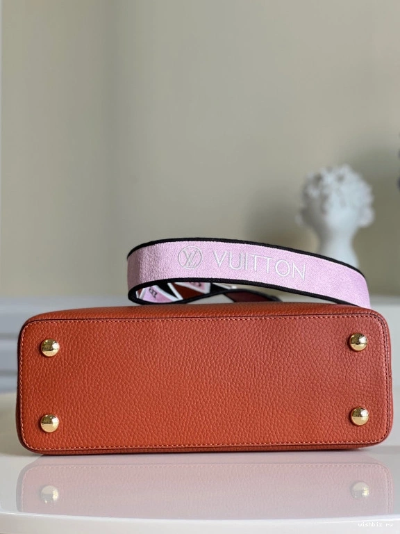 WIS LOUIS VUITTON MM CAPUCINES 0716